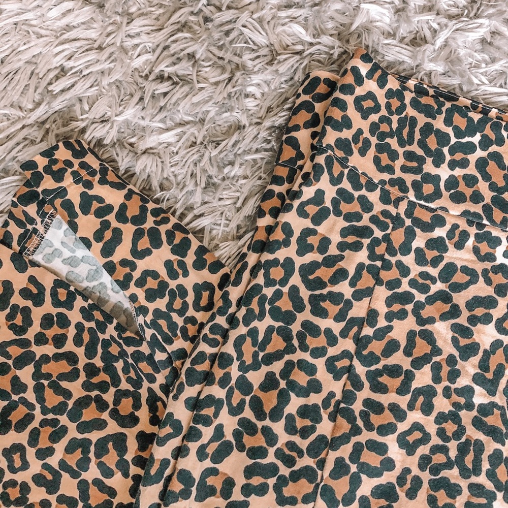 Pencil leopard print skirt